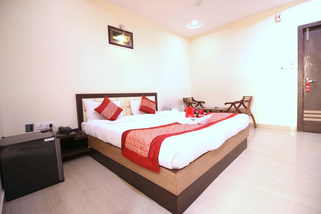 Hotel Radiance Gwalior Exterior photo